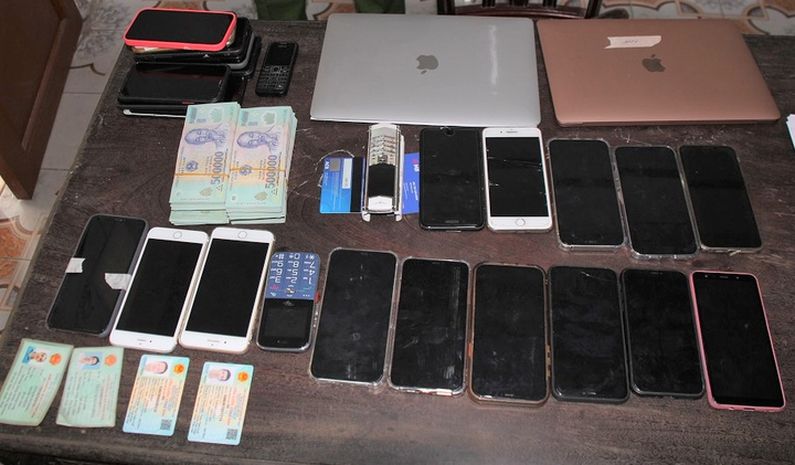 Nghệ An: Phá đường dây cá độ, cho vay nặng lãi trên 1.500 tỷ đồng - 2