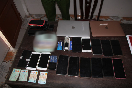 Phá đường dây đánh bạc hơn 1.500 tỉ đồng, bắt 24 nghi phạm - 2