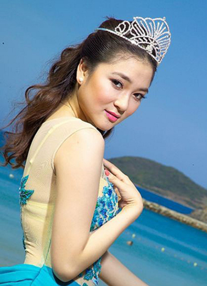 Hoa hậu Việt đóng phim: Người chỉ 'dạo chơi', người thành sao lớn - 6