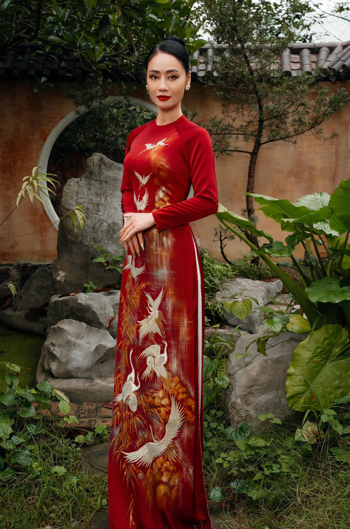 Nhan sắc gây thương nhớ của bà Xuân 'Hương vị tình thân' - 6