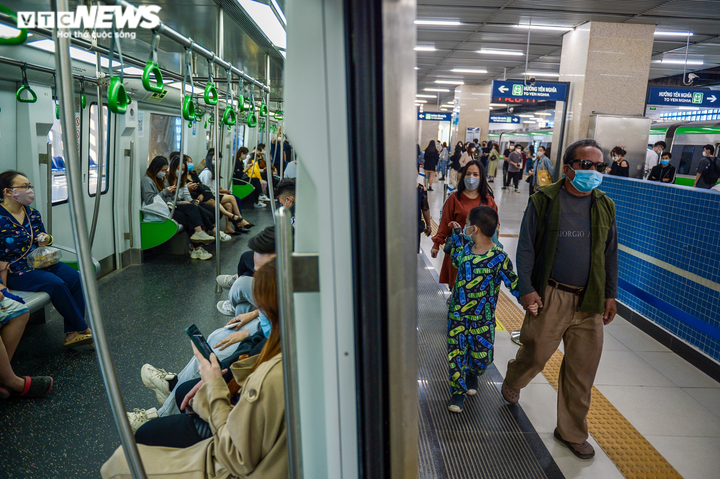 Tàu Cát Linh - Hà Đông thu tiền vé từ 21/11 - 1