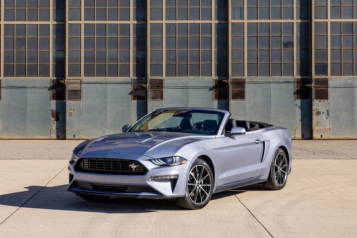 Ford ra mắt bản đặc biệt Mustang Shelby GT500 Heritage Edition 2022 - 9