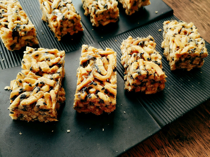 Bánh bỏng gạo - món ăn tuổi thơ trứ danh của 8X: Ai từng ăn chắc cũng 2 con rồi! - 2