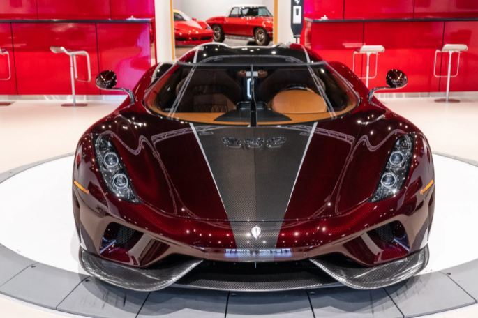 Loạt siêu xe sang sắp về Việt Nam dịp cuối năm - 5