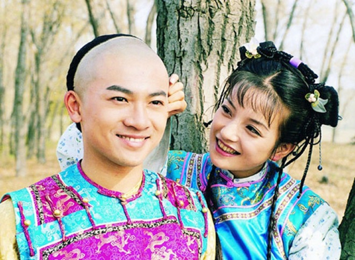 Đời thật Ngũ a ca phim ‘Hoàn Châu cách cách’: Hoàng tử yểu mệnh - 1