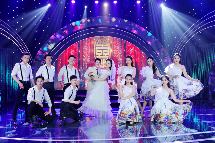 Sao Mai Huyền Trang và Việt Tú ra mắt MV tặng các đôi uyên ương mùa cưới - 2