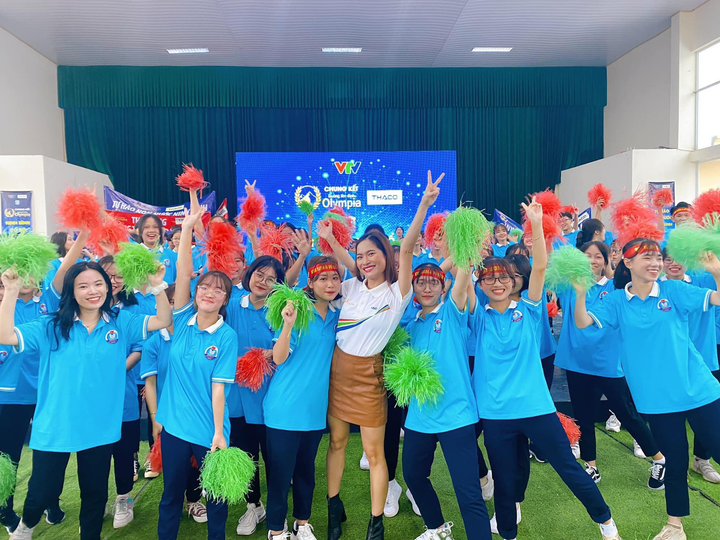 MC 'mát tay' nhất VTV: Đầu cầu cô dẫn luôn vô địch 'Đường lên đỉnh Olympia' - 5