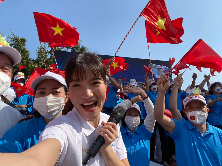 MC 'mát tay' nhất VTV: Đầu cầu cô dẫn luôn vô địch 'Đường lên đỉnh Olympia' - 3