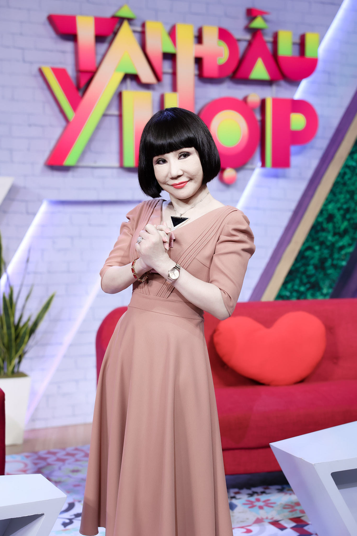 NSƯT Thanh Kim Huệ trẻ trung, sành điệu tuổi 66 qua ống kính của chồng Nghệ sĩ cải lương Thanh Kim Huệ tuổi 66 trẻ trung qua ống kính của chồng - 9