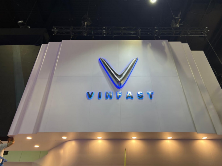 Ảnh: VinFast VF e35 và VF e36 được đưa vào triển lãm Los Angeles Auto Show - 4