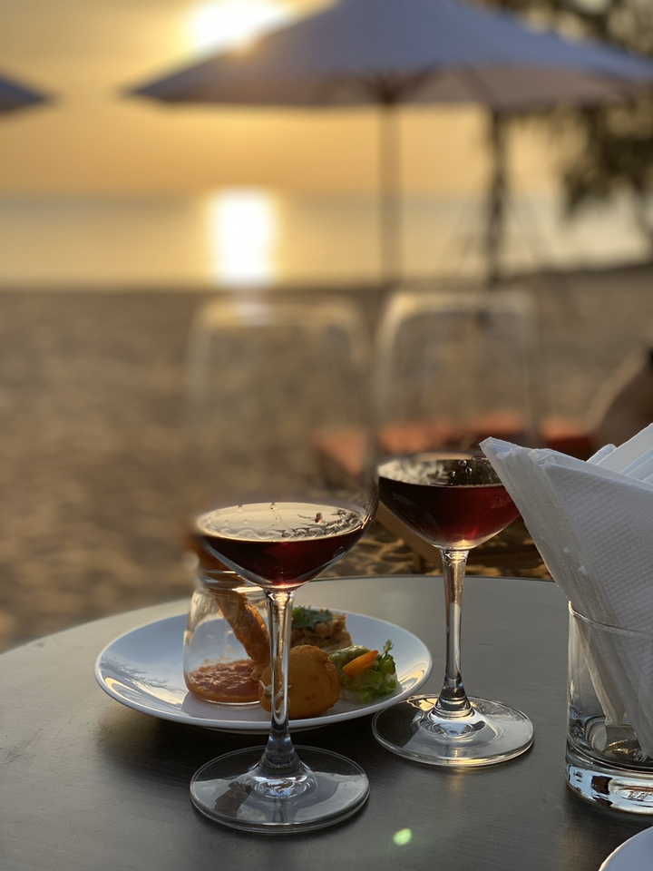 Hoàng hôn trên bãi Ông Lang làm say đắm bất cứ ai ghé thăm - 4