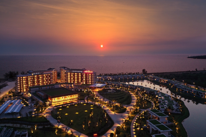 Hoàng hôn trên bãi Ông Lang làm say đắm bất cứ ai ghé thăm - 5