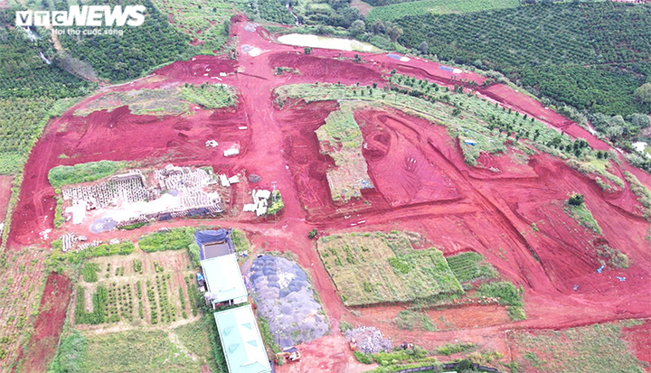 Màu xanh ngút ngàn Lâm Đồng thay bằng màu đỏ quạch đồi núi bị cạo trọc phân lô - 22