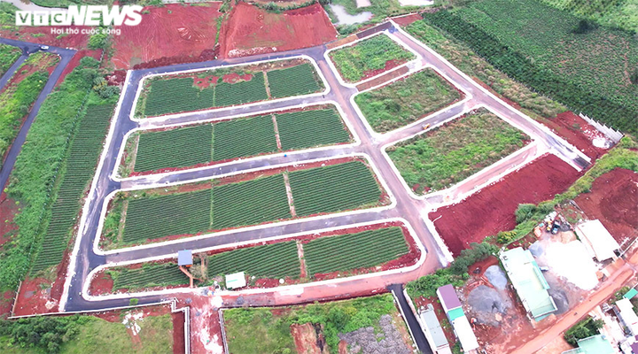 Màu xanh ngút ngàn Lâm Đồng thay bằng màu đỏ quạch đồi núi bị cạo trọc phân lô - 6