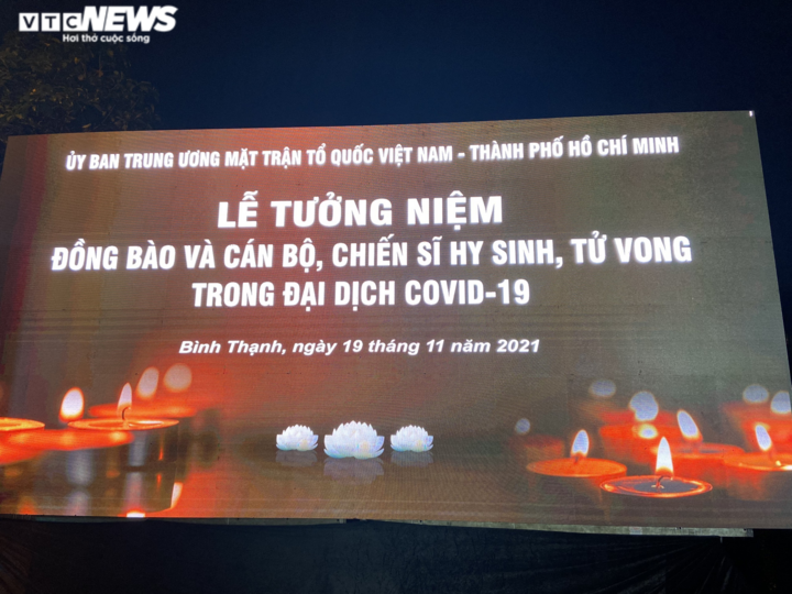 Tưởng niệm đồng bào tử vong và cán bộ, chiến sĩ hy sinh vì COVID-19 - 18