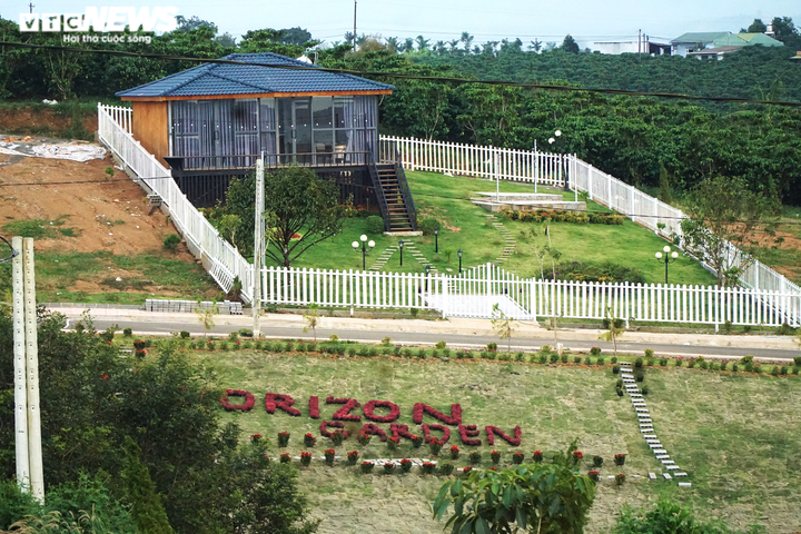 Màu xanh ngút ngàn Lâm Đồng thay bằng màu đỏ quạch đồi núi bị cạo trọc phân lô - 27