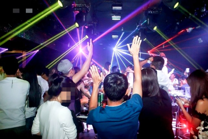 Từ 0h ngày 22/11, Tây Ninh tạm dừng karaoke, vũ trường, massage, quán bar - 1