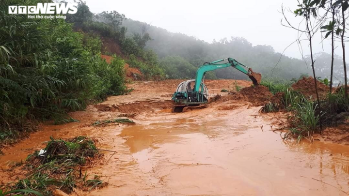 Vùng sạt lở Trà Leng không còn bị cô lập - 1