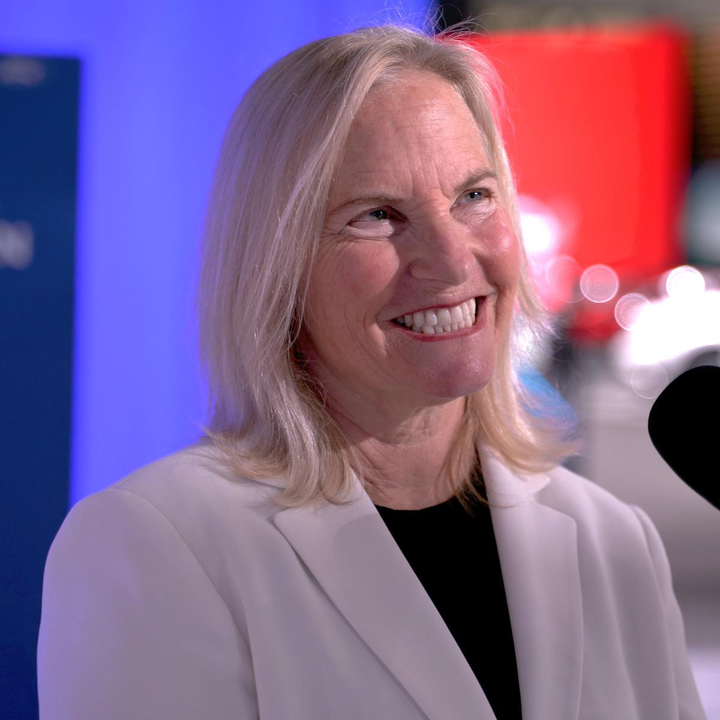 CEO Los Angeles Auto Show: VF e35, VF e36 của VinFast 'hấp dẫn không thể cưỡng' - 1