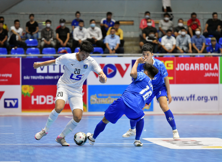 Futsal HDBank VĐQG 2021: Thắng ngược Sahako, Thái Sơn Nam vô địch - 1