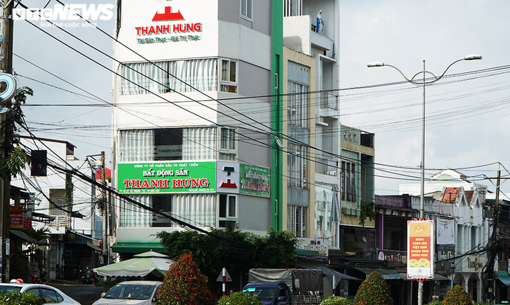 Bị xử phạt, 'dự án' trên đồi xanh bị cạo trọc ở Lâm Đồng vẫn vi phạm quảng cáo - 3