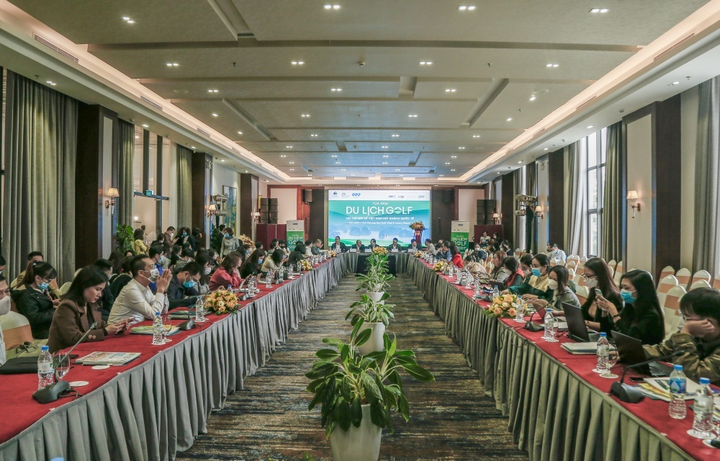 Cần sớm mở cửa du lịch golf để đón khách quốc tế - 1