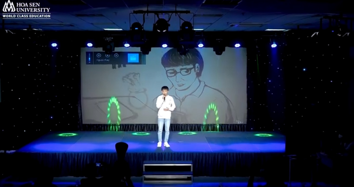 Hồ Văn Cường tái xuất trên sân khấu trong nhiều ngày 'biến mất' - 1