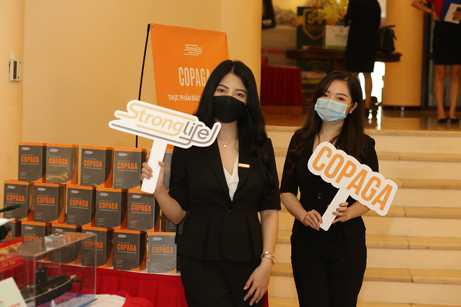 Stronglife tài trợ Giải Golf Tiền Phong Championship lần thứ 5 - 2