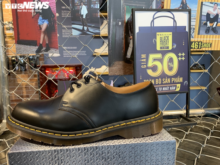 Ảnh: Khuyến mại tràn ngập phố Hà Nội, cơ hội tiết kiệm cho người tiêu dùng - 5