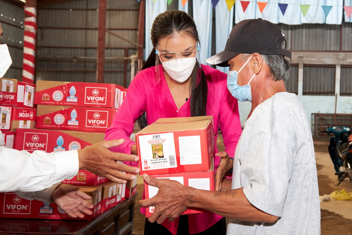 Thực hư chuyện Á hậu Kim Duyên nợ tín chỉ ở trường đại học - 3