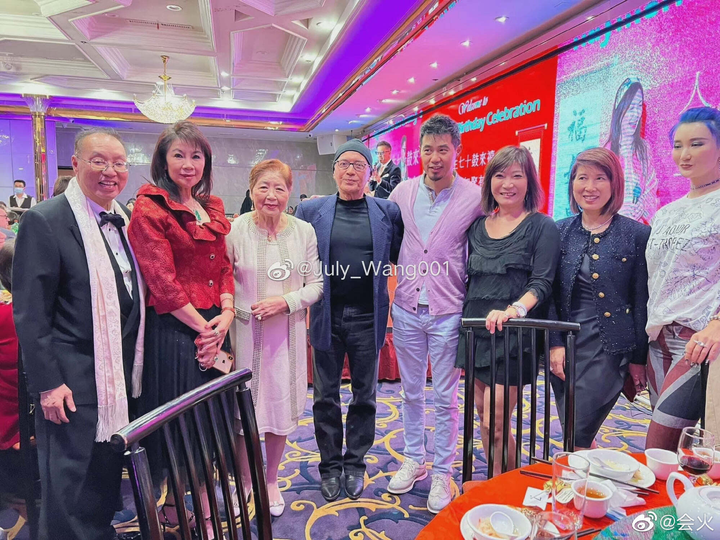 Không nhận ra đệ nhất mỹ nam châu Á Tôn Long ở tuổi 70, thời gian thật tàn nhẫn - 11