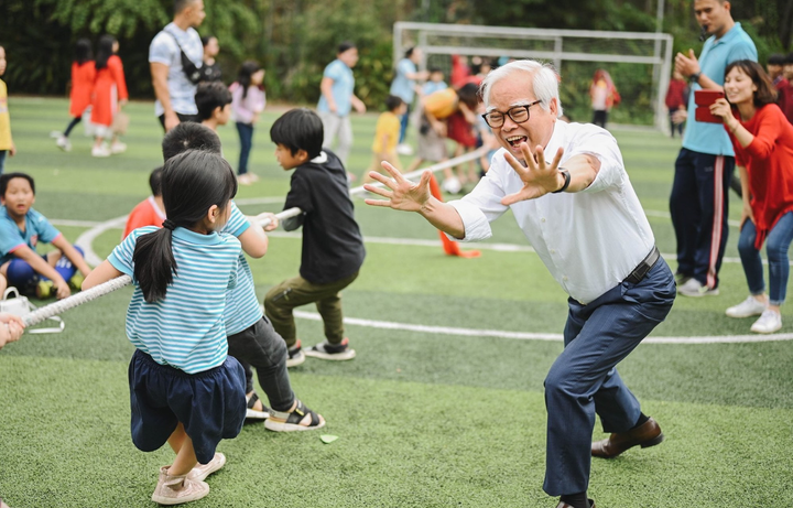 Sân trường vắng lặng 6 tháng, giáo viên mong mỏi học sinh đi học lại - 3
