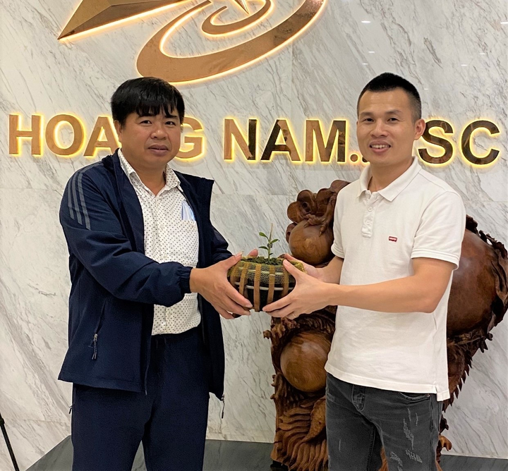 Từ đam mê cây cảnh đến ông chủ vườn lan nhiều người mơ ước - 5