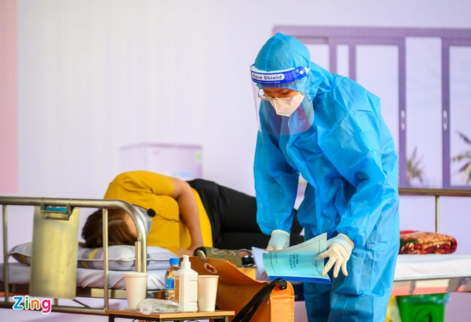 Trạm y tế lưu động điều trị F0 thể nhẹ ở Hà Nội có gì? - 2