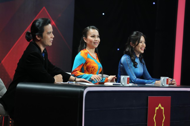 Ca sĩ Cẩm Ly phản hồi tin đồn giải nghệ do bệnh tật - 1