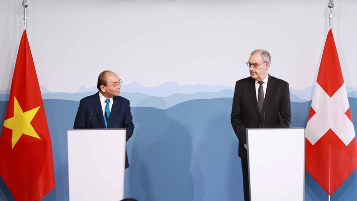 Chủ tịch nước Nguyễn Xuân Phúc hội đàm với Tổng thống Thụy Sĩ - 3