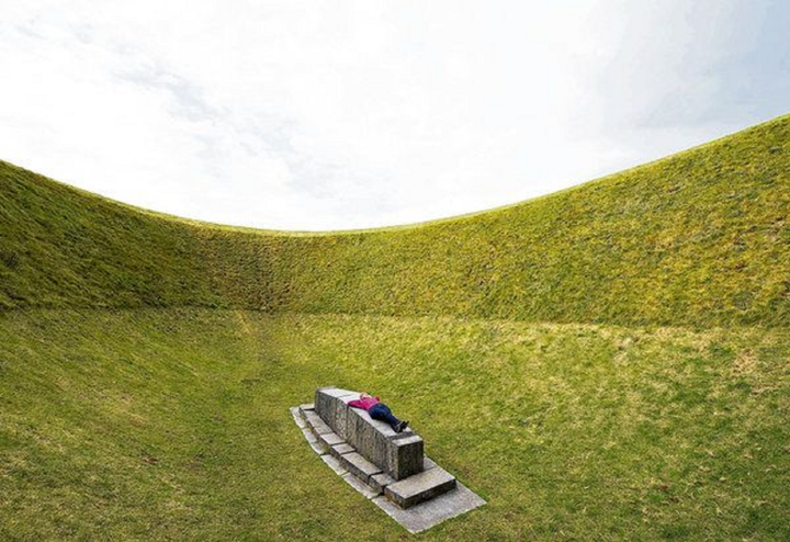 Vết lõm kỳ lạ giữa rừng - cầu nối giữa hai thế giới nơi đất trời hòa làm một - 6