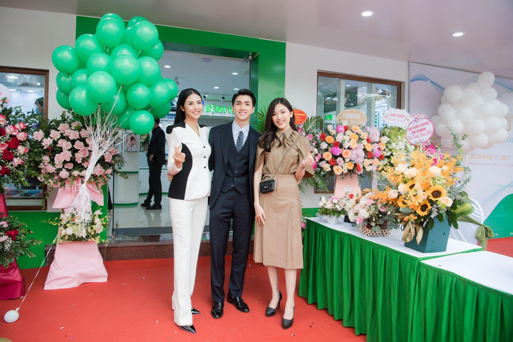 Ngọc Hân, Lương Thanh, Bình An dự khai trương kính mắt Evergreen - 2