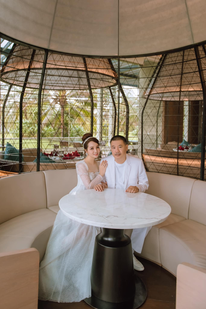 Mai Thu Huyền gửi lời ngọt ngào tới chồng đại gia, kỷ niệm 19 năm ngày cưới - 7