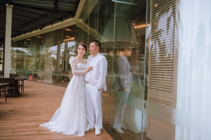 Mai Thu Huyền gửi lời ngọt ngào tới chồng đại gia, kỷ niệm 19 năm ngày cưới - 4