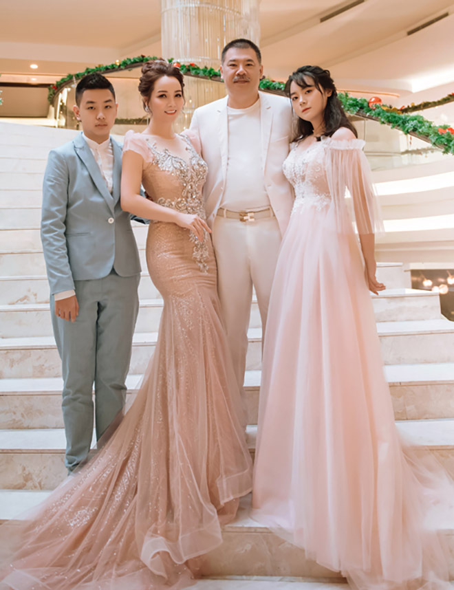 Mai Thu Huyền gửi lời ngọt ngào tới chồng đại gia, kỷ niệm 19 năm ngày cưới - 9