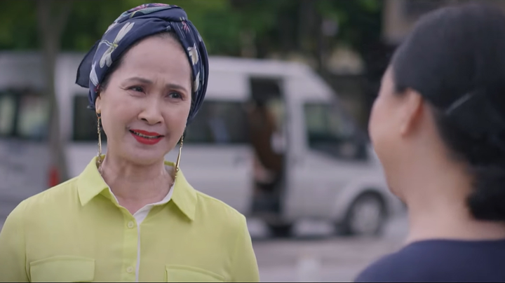'Thương ngày nắng về' tập 7: Mẹ chồng Khánh 'tỉa đểu', coi thường bà Nga ra mặt - 1