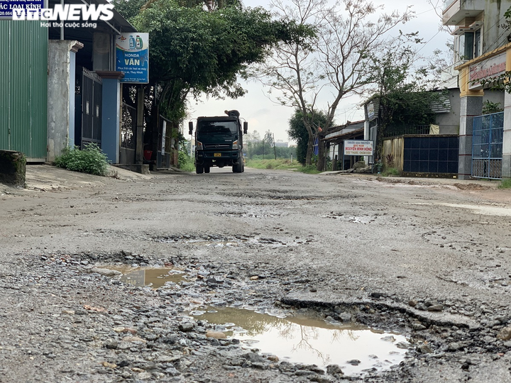 Mượn đường lành thi công cao tốc, nhà thầu Trung Quốc để lại đường nát như tương - 2