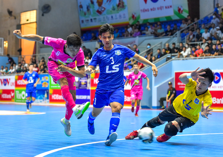 Trực tiếp Futsal HDBank VĐQG 2021: Thái Sơn Nam vs Zetbit Sài Gòn - 1