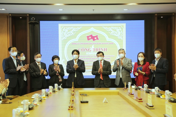 Petrovietnam hoàn thành và gắn biển công trình tổ máy số 1 NMNĐ Sông Hậu 1 - 3