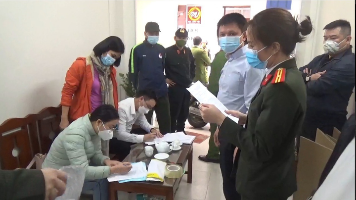 Triệt phá đường dây mua bán hóa đơn trái phép trị giá 1.000 tỷ đồng ở Hà Nội - 1