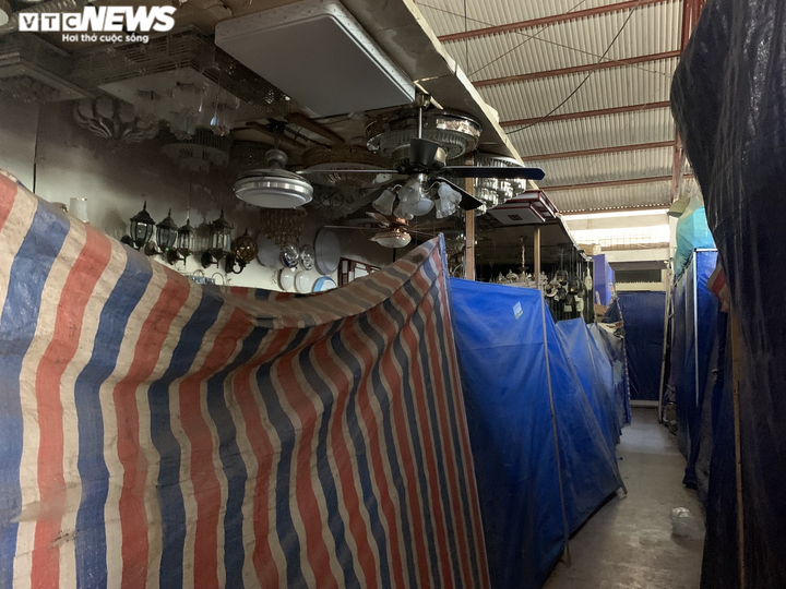 Ảnh: Cảnh đìu hiu khó tin trong 'thiên đường mua sắm' Tân Thanh, Lạng Sơn - 4