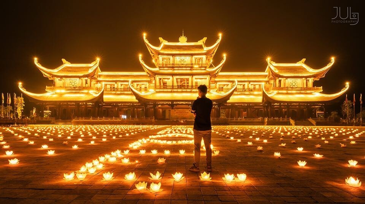 ‘Vịnh Hạ Long trên cạn’ ở Hà Nam: Ngôi chùa lớn nhất thế giới, đẹp như tranh - 12