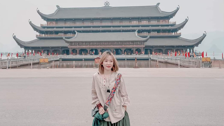 ‘Vịnh Hạ Long trên cạn’ ở Hà Nam: Ngôi chùa lớn nhất thế giới, đẹp như tranh - 10