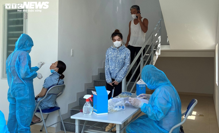 Thêm 56 F0, Quảng Nam vượt mốc 3.000 ca mắc COVID-19 - 1